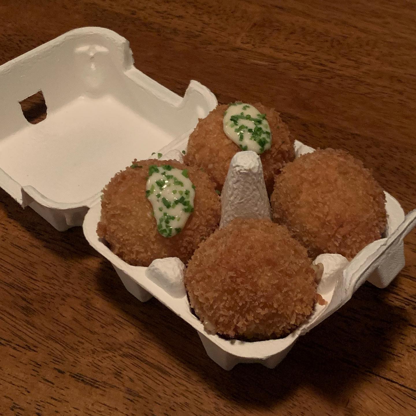 Croquette 한 판이 왔어요🥚