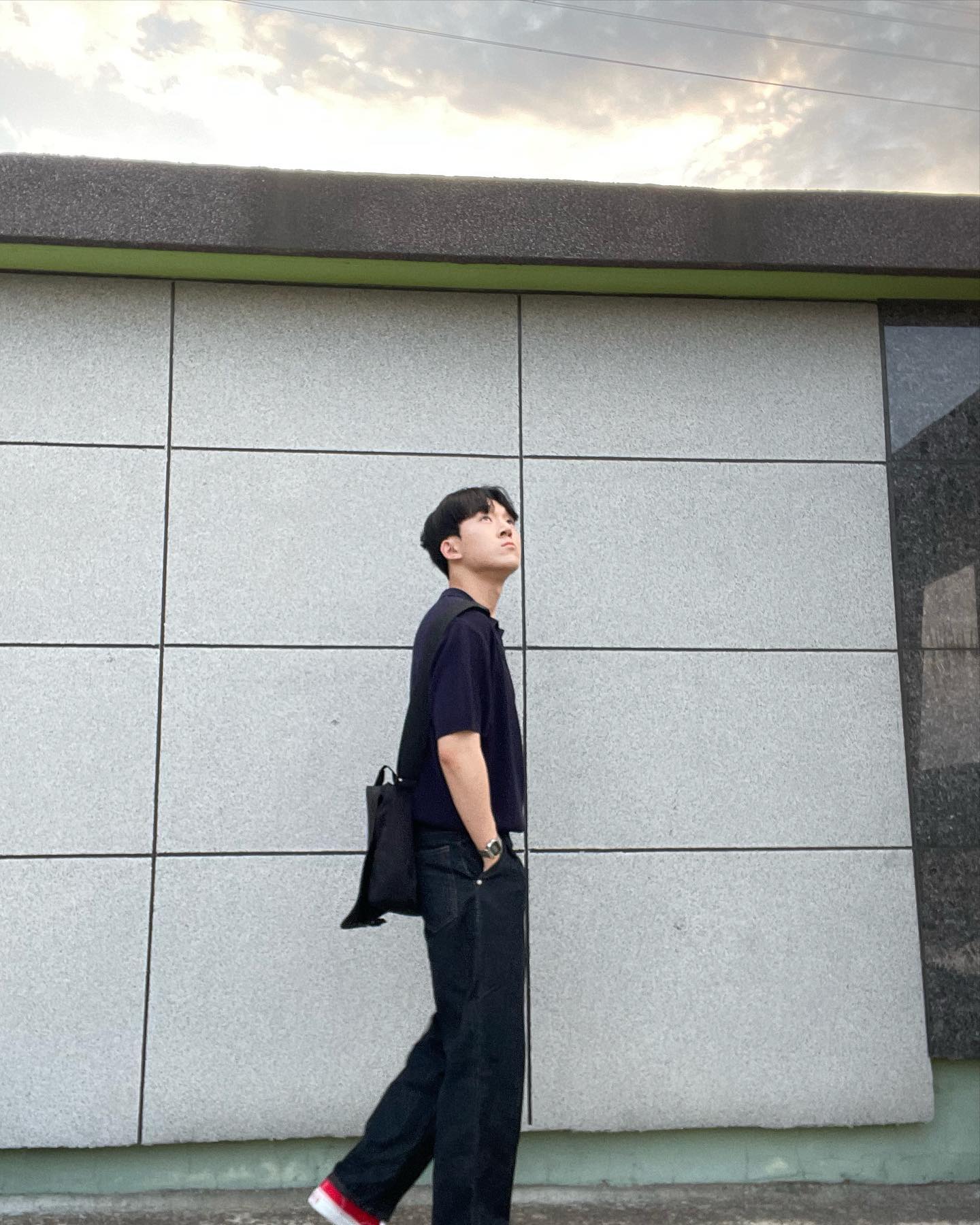 인스타 비율 때문에 신발이 다 잘려나간 사진 초보의 코디
