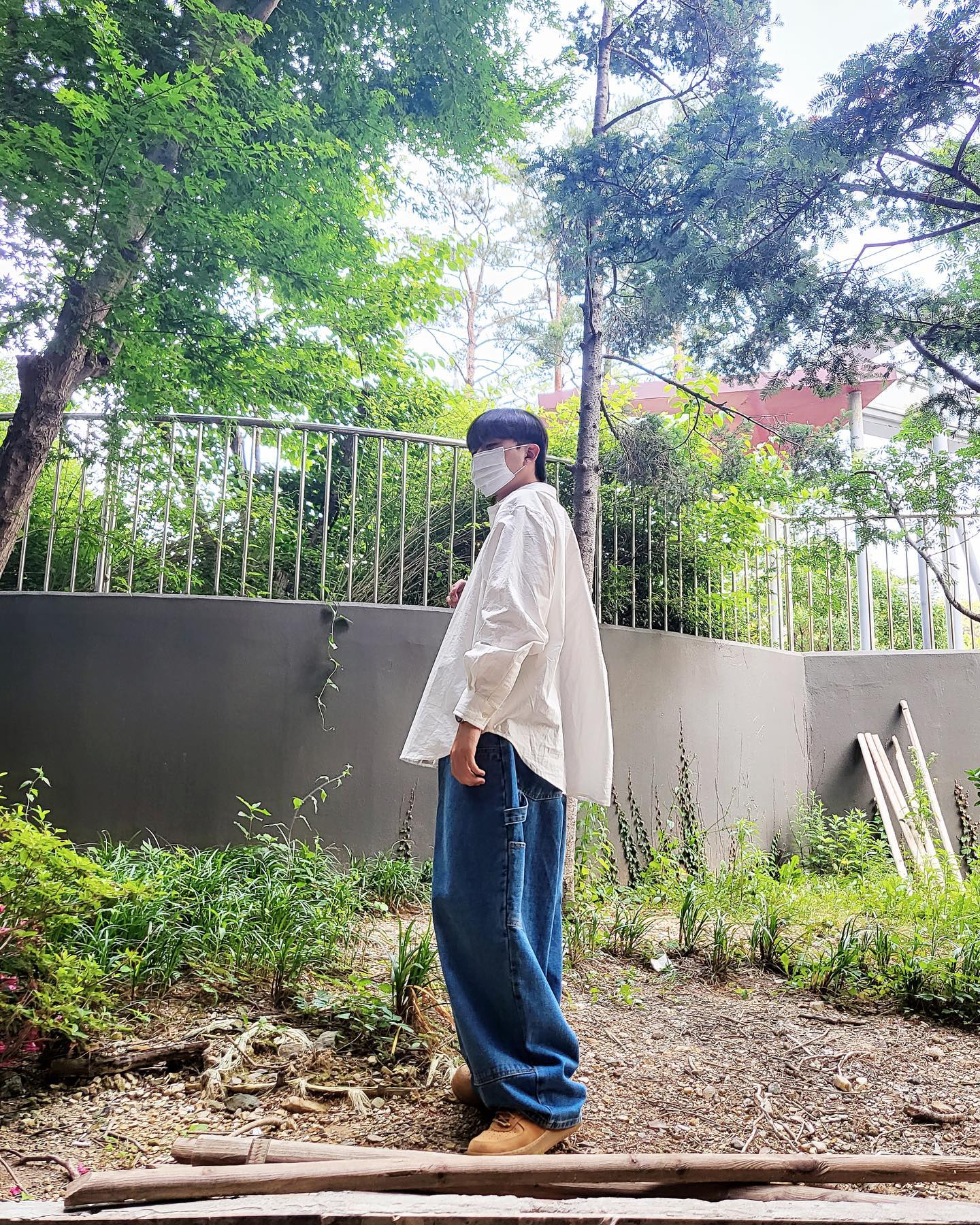셔츠에 데님 정석쓰~