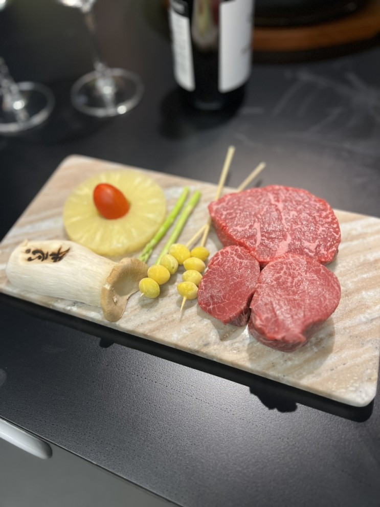 [맛집탐방] 광교 맛집 1++ 한우의 풍미와 분위기를 즐길 수 있는 데이트코스 추천 ‘우심 광교점’