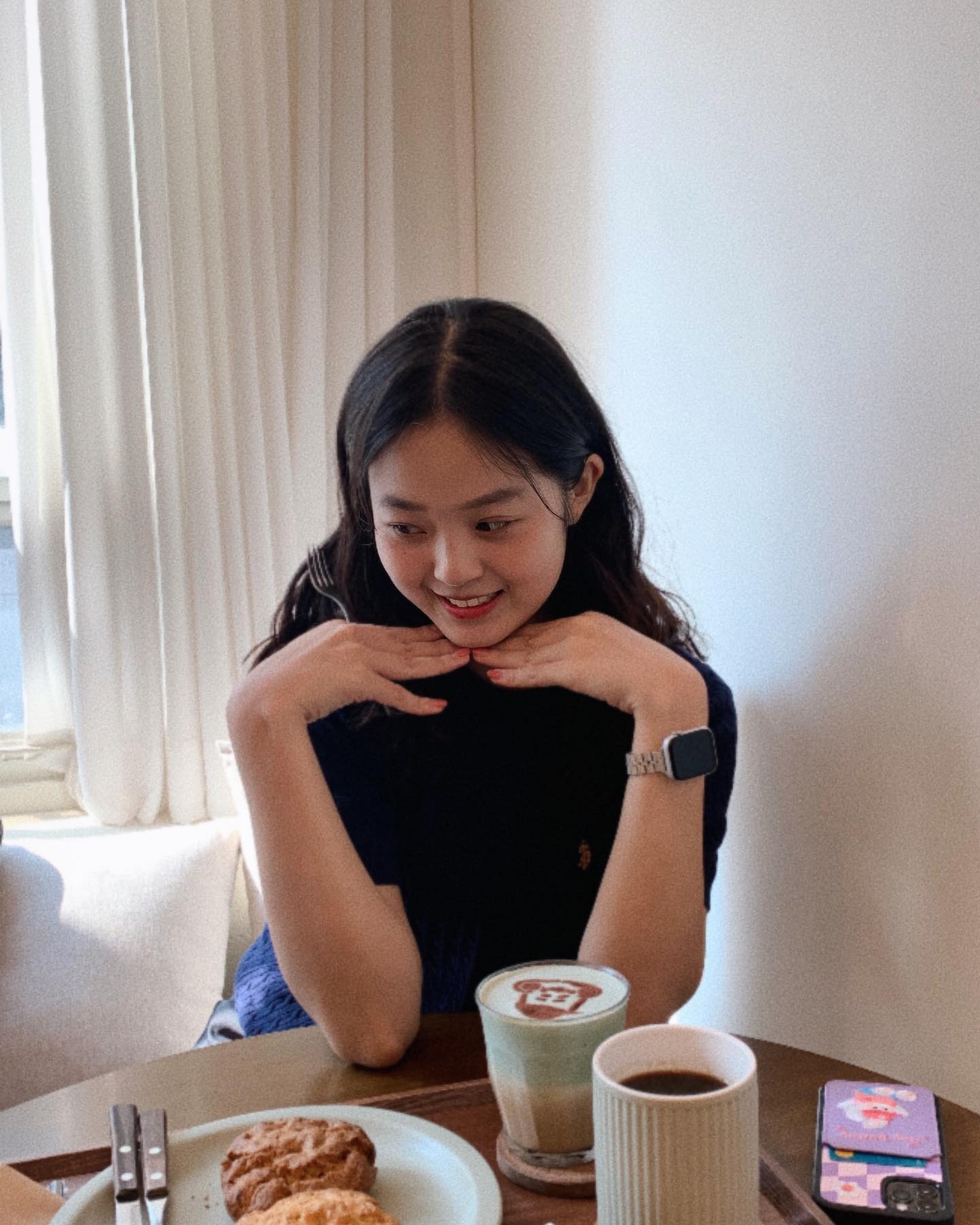 🤍💜🤍

#빵맛집 모두 내게로 ,,
#카페코니 오늘부터 나도 #코니버 💕