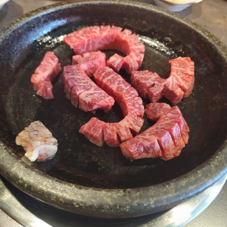답십리맛집 현주엽/오지호도 먹고간 치커리생구이 서울 성동구 답십리점 에서 한우 꽃등심 솔직한 후기