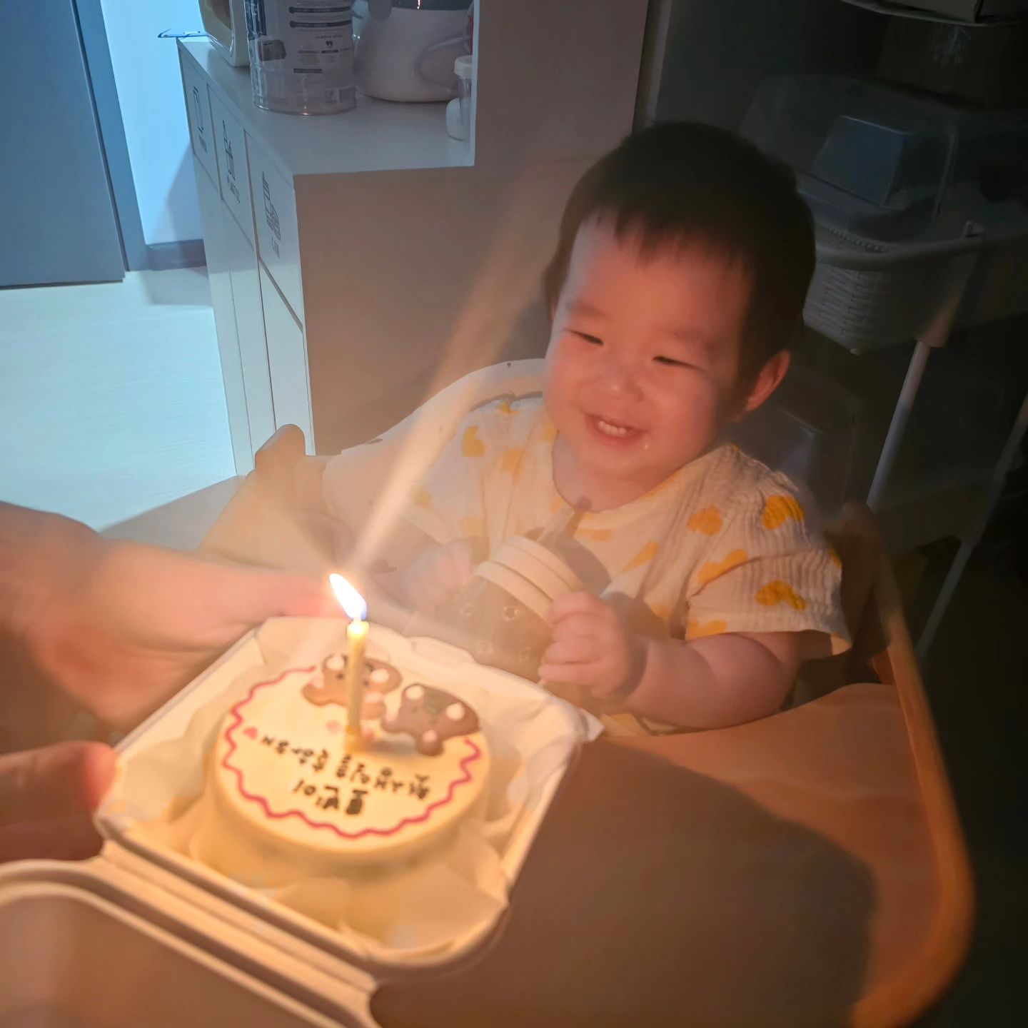 ⠀
저번주엔 돌잔치,
오늘의 찐생일은 세가족이 도란도란❤
