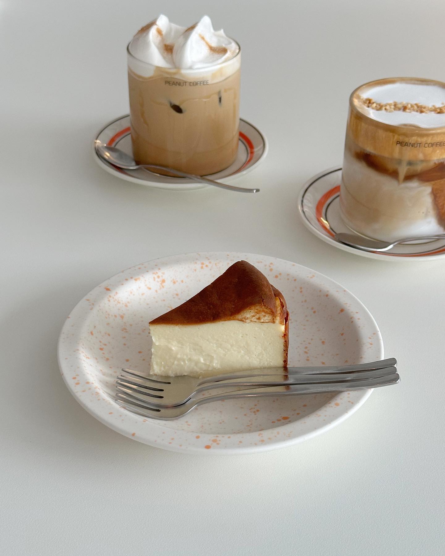 🧀🥜☕️