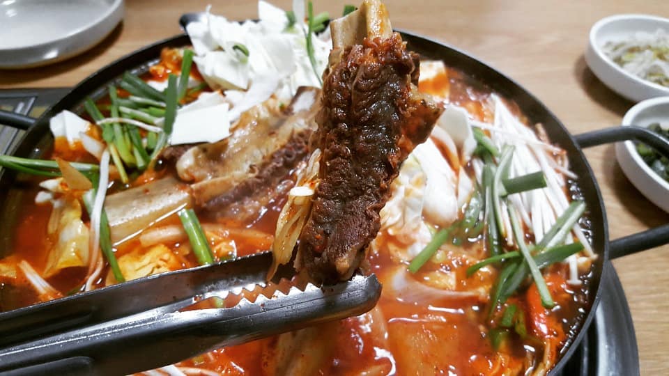 #망리단길 #닭도리탕 #성산동맛집 #망원동맛집  최가네생칼국수&보쌈 !!!!
