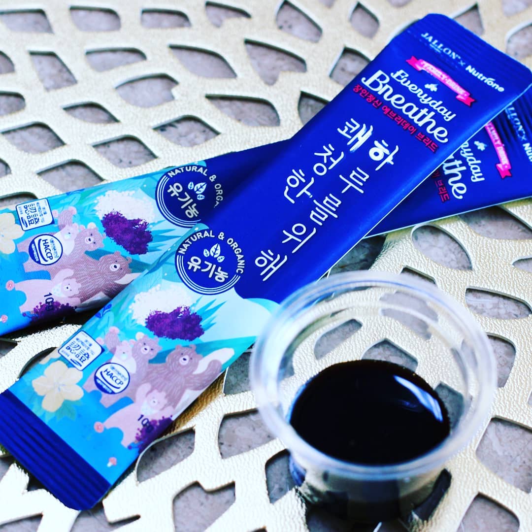 @aska04270427 on Instagram: “장인정신 에브리데이 플러스-브리드 배숙을 간단하게 먹는 느낌 스틱포 형태로 언제 어디서든 가볍고 간편하게! #장인정신에브리데이 #인증샷혜택 #유기농배도라지