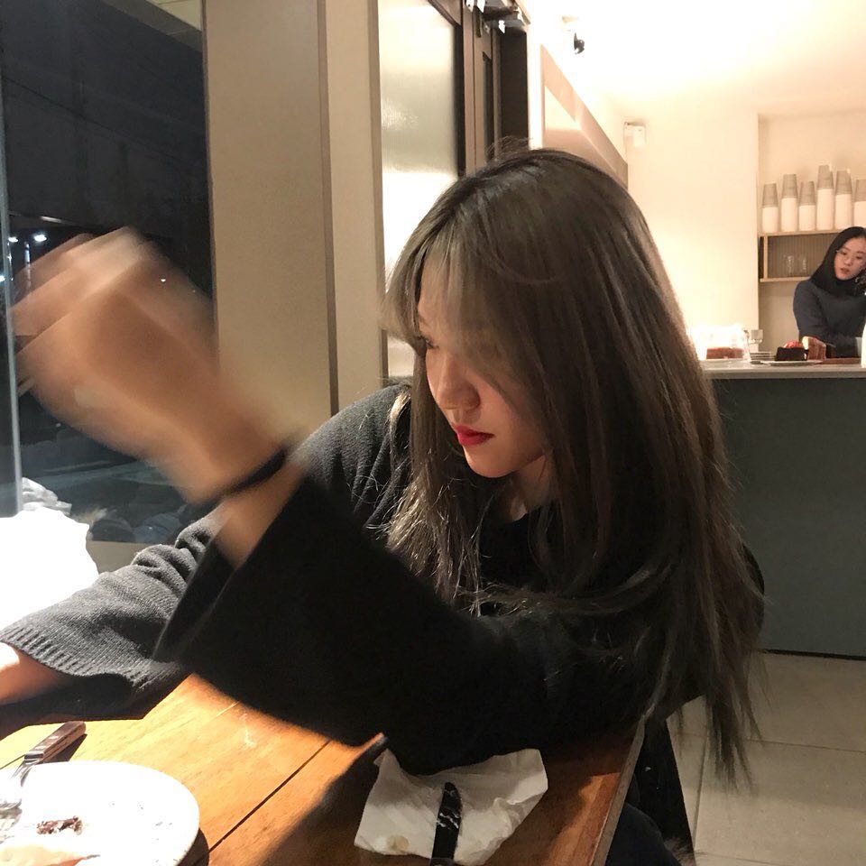 밖은 즐거워 🙃
⠀
⠀