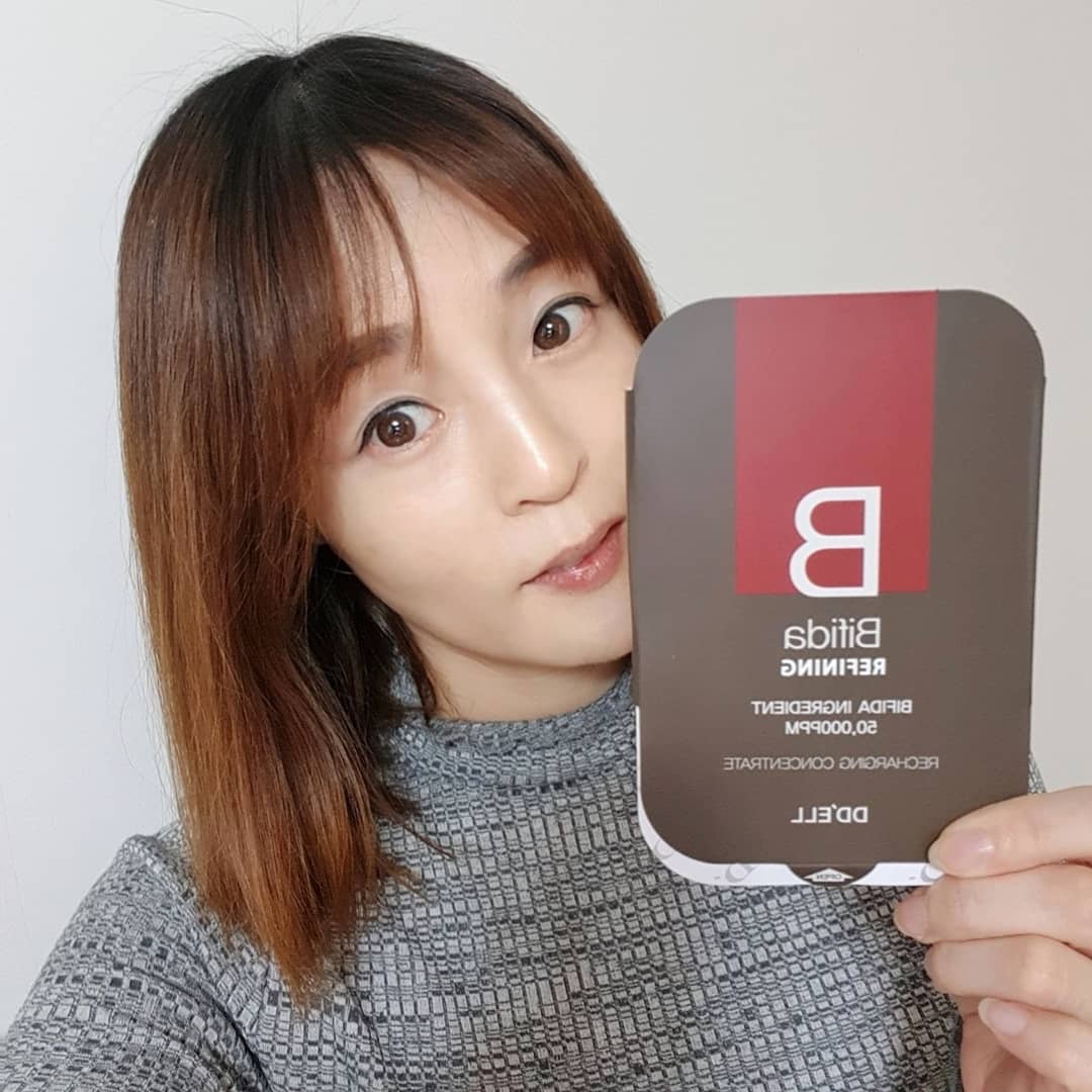♡
프리미엄 하드케이스에 들어있는 고급진 뜨엘마스크팩!

시트에 고함량 에센스가 골고루 흡수되어있고 시트도 손쉽게 펼칠수 있어요!

독자개발된 도툼한 3중구조의 워터탱크 마스크 시트로 팩후 피부에 보습감이 가득하고 팩후 즉각 피부가 탱탱하고 보습가득해요! (I)활력충전 (B)피부결정돈 (V)탄력증진 (E)에너지회복 컨디션따라 선택 가능해요

요즘 탄력도 떨어지고 푸석해진 피부! 뜨엘 마스크팩후 피부에 생기돌며 탄력있게 가꿔지며 피부톤이 환해졌어요!

피부과에서만 구매가능했던 핫한 마스크팩이라는데 뜨엘 온라인몰에서 구매도 가능하고 유효성분 최대함량이라 확실히 효과가 좋은듯 하네요!
.
.
#뜨엘마스크팩#마스크팩추천#마스크팩순위#마스크팩후기#마스크팩효과#마스크팩덕후#1일1팩#1일1팩도전#1일1팩추천#뜨엘#ddell#마스크팩