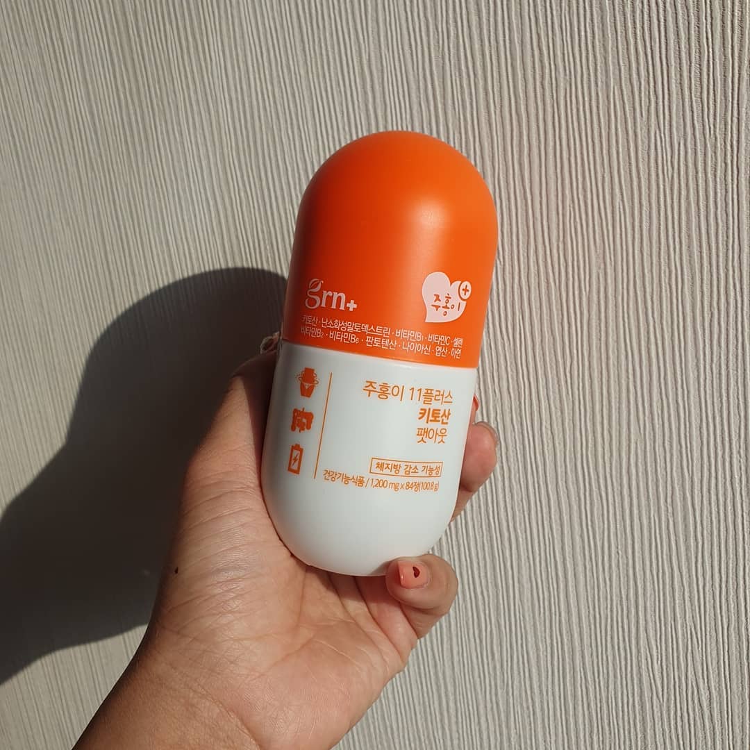 쭈야 on Instagram: “. #grn주홍이 ​ 애기낳고 쏙 들어갈줄 알았던 배는 아직도 들어갈 생각을 안하고 있어요 점점 날은 풀려가는데 스트레스만 받고있네요😂 ​ 그래서 체지방 감소에 좋다는