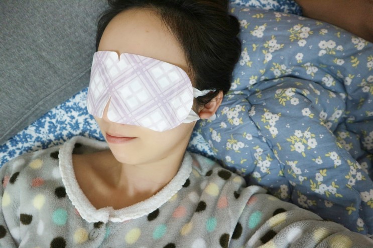 온열안대 DHI 아이스팀마스크로 눈을 편안하게