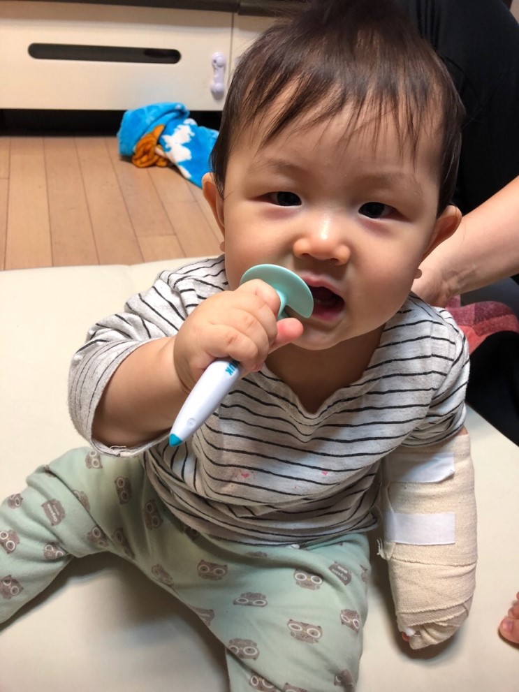 국민치발기,치발기추천 누크 유치브러쉬 아기가 좋아요 :)