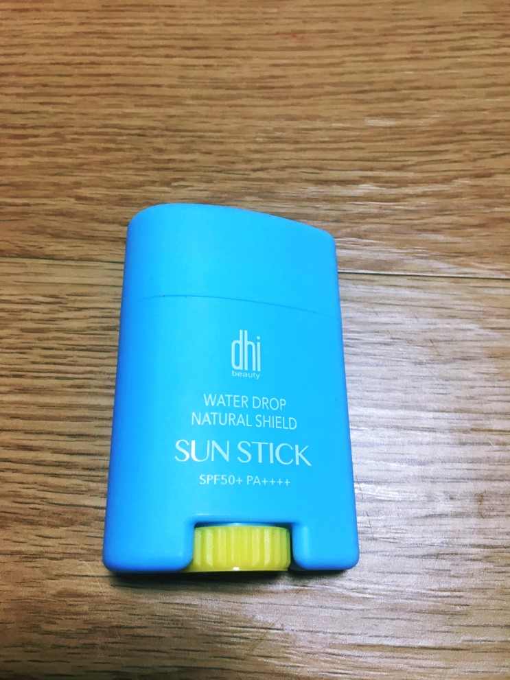 선스틱은 디에이치아이 DHI 워터 드롭 선스틱