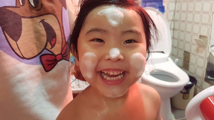 미세먼지 클렌징엔 밀크바오밥 베이비워시