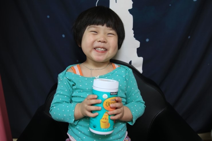어린이간식 루테인구미로 눈건강까지 챙겨줘요.