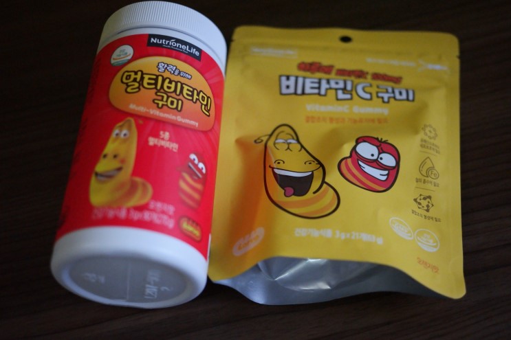 멀티비타민 구미 & 비타민C 구미로 온가족 맛있게 관리해요