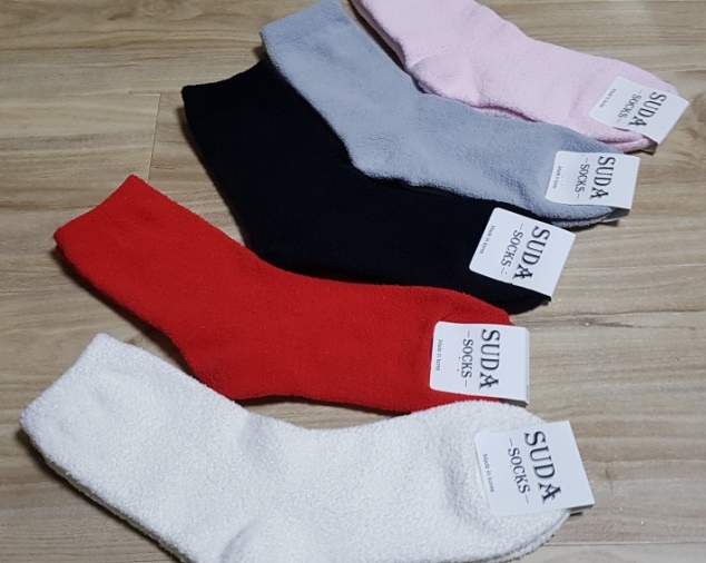 양말총각 보온양말 정말 짱짱하고 따뜻해서 요즘 이것만 신고 있어요
