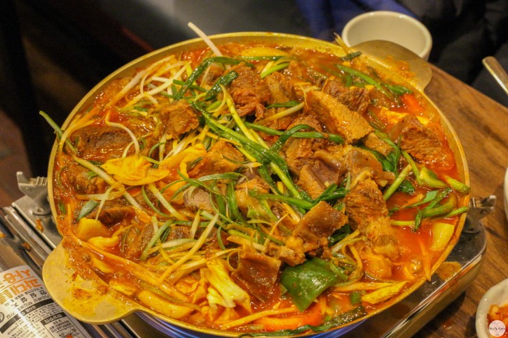 명동맛집 ::  고요남명동점에서 고인돌갈비, 한우육회초밥 먹고 왔어요
