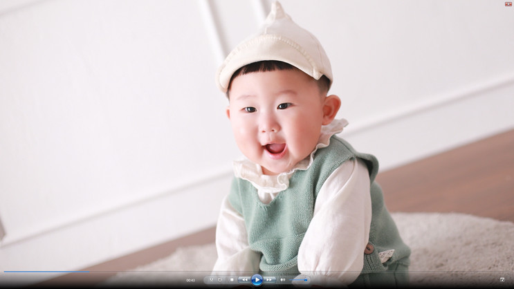 우리 아기 돌잔치 성장동영상 인생프레임에서 준비했어요 :)