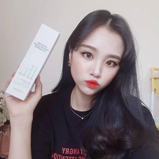 다윤맘 on Instagram: “은은한 펄감이 매력적인 클렌징폼…”