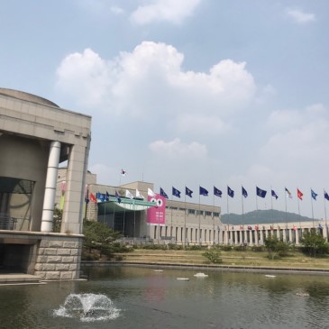 [5월 전시회 추천] 전쟁기념관 전시회 인생샷 데이트 <해피인사이드>