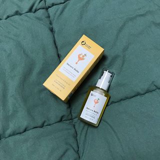 혲니 [ H.Jin ] on Instagram: “. 끈적임 없고 가벼워서 너무 좋은 네이처벨르 페이스&바디오일 ! 피부노화 방지와 진정, 보습효과에 좋은 당근이 첨가됐다고 해서 당근 특유의 향이 날까 걱정했는데 이게 왠걸 비타민향 나고 너무 좋자나ㅠㅠ 거기다가 흔히 많이들어가는 정제수가 단1%로…”