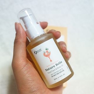 특별한여자ꈍ◡ꈍ on Instagram: “⠀⠀⠀ ⠀⠀⠀ ⠀⠀⠀ 끈적임 없이 가볍고 촉촉한 당근오일! 예전에 사용해봤던 당근오일과 너무 다른 네이처벨르 페이스&바디오일 당근오일의 특유향이 있는데 (개인적으로 싫어함) 네이처벨르 오일은 안좋은 냄새가 나지 않아서 사용하기 좋다 ⠀⠀⠀ 오일치고는…”