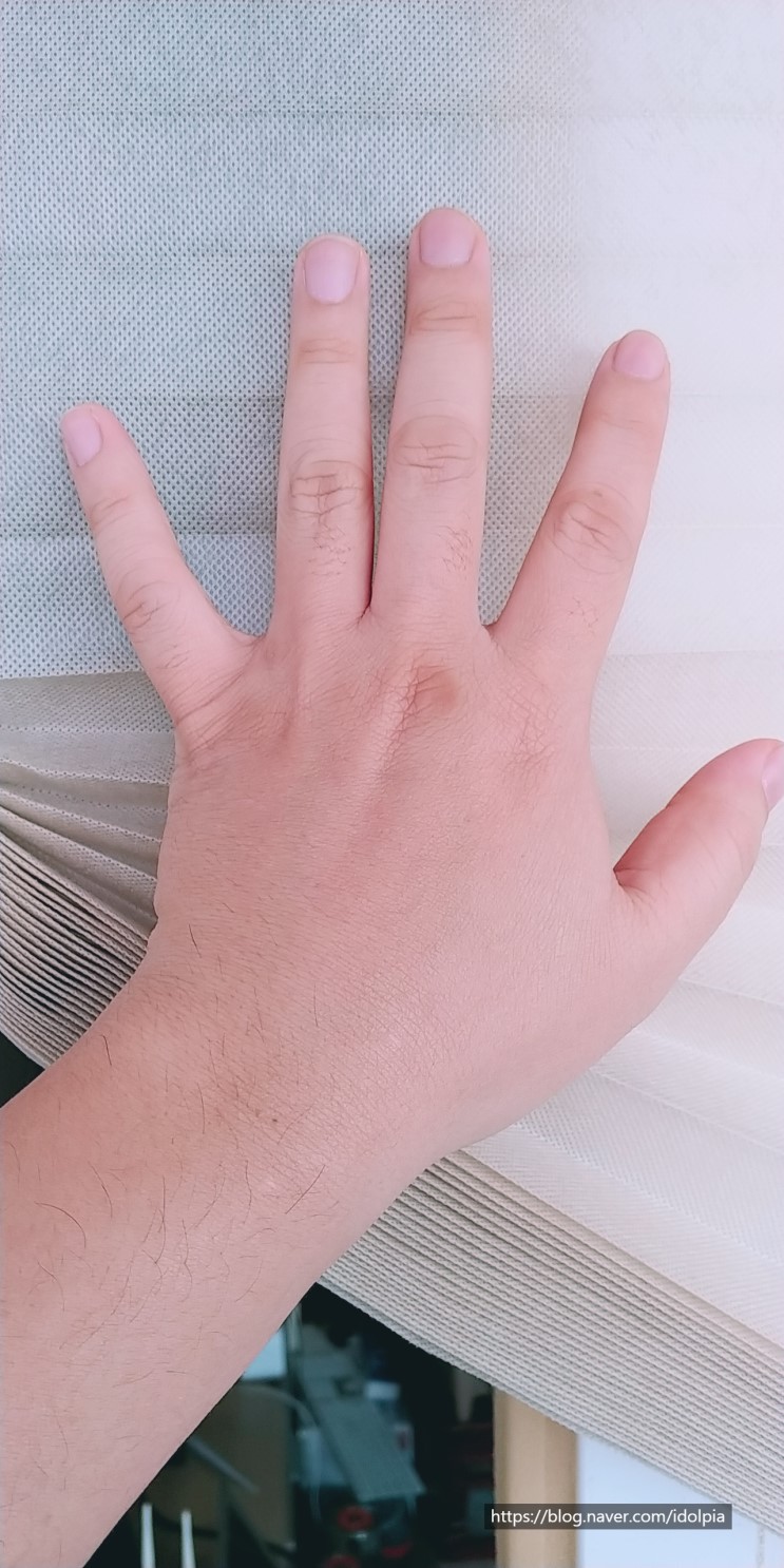 남성수분크림 4일동안 변화하는 피부 관찰하기 (효과 있어요)