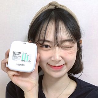 경언 on Instagram: “사용하자마자 순하게 내피부를 보호해줄것같은 요것은?! 도시환경으로 피부를 보호해주는 민감라인 장벽크림으로 미세먼지도 완벽 차단해주는 제품❣️ 핸드폰이나 티비 등 블루라이트에 노출될수록 점점 색소침착과 노화가 진행된다는데 블루라이트 유해성분을 3중으로…”
