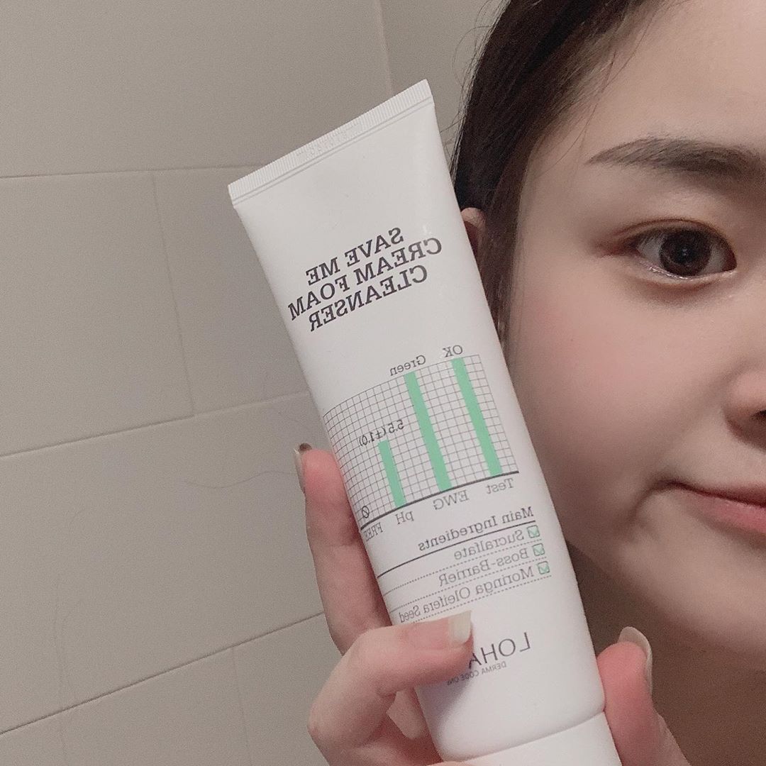 동탄 살롱드 마샬 1호점 _ 한나 on Instagram: “#로하셀 제품은 증말 내 피부를 살려줍니다오 ,, #로하셀세이브미클렌저 쓴 후 부터 피부에 올라오 던 좁쌀들 다들 싸그리 쏙 들어가부럿여오 👍 요즘같은 꽃가루와 미세먼지가 많은날 적극 추천 ⭕️ #모링가씨앗 이 함유되어있어지친비푸를 안전하게 지켜주고…”