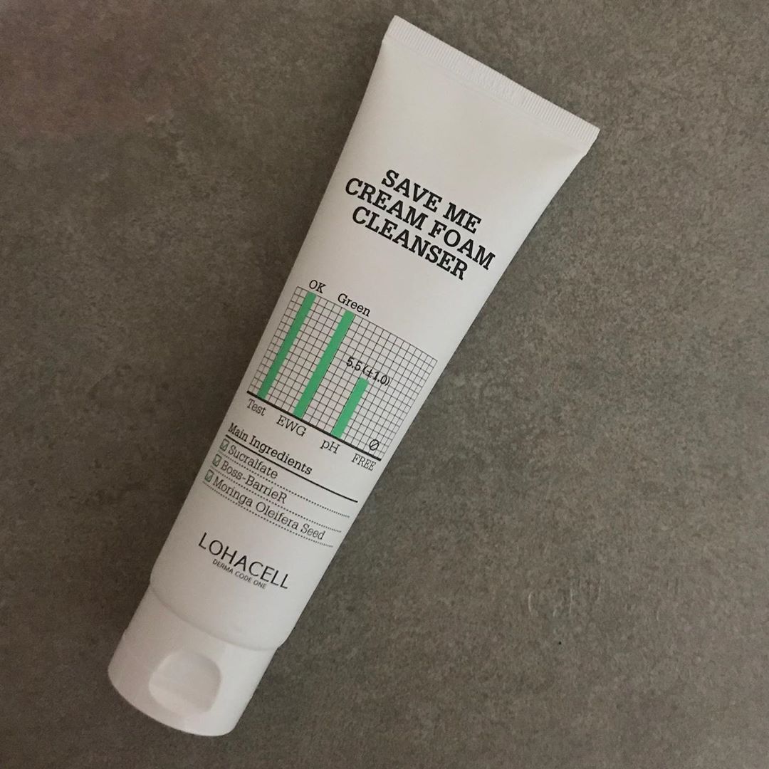 @2_2page on Instagram: “미세먼지 때문에 거칠어지는 피부, 좁쌀 트러블 올라와서 고민하다 오염 된 물을 식수로 정화 하는데 쓰였던 “모링가씨앗”, 물이나 오일에 녹지 않는 성분을 피부에 흡수 되도록 하는 “수크랄페이트” 성분이 함유 된 로하셀 세이브 미 크림 폼클렌저로…”