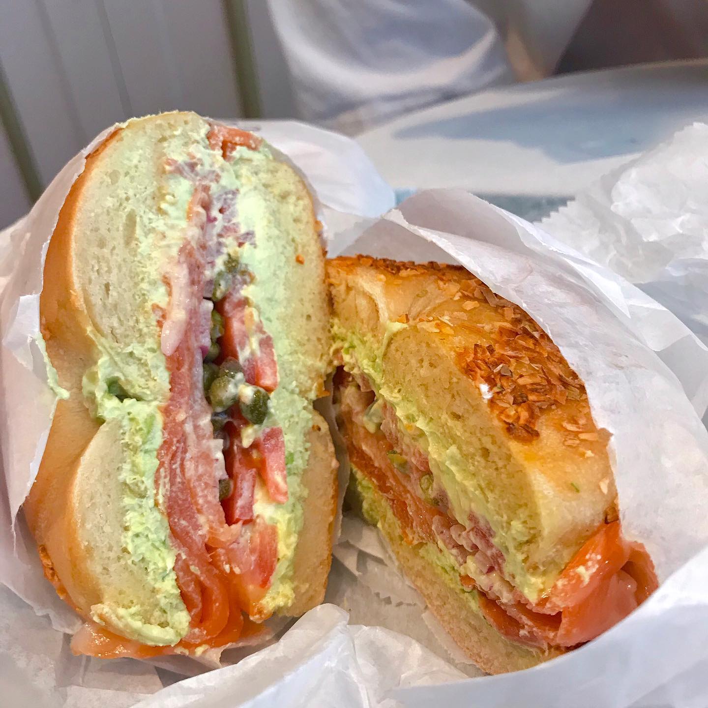Lovely 💚 avocado cream cheese, smoked salmon, caper, tomato, onion