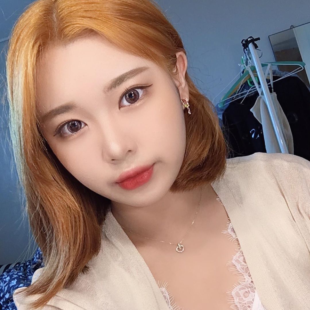 유가인 🐾 on Instagram: “에스메이드 귀걸이
-
CEO가 한땀한땀 직접 작업한 귀걸이,, 퀄리티 최고 
네이버 스토어팜에서 보세용 ♡ .
.
(@25love_mi 제공)
#에스메이드 #귀걸이 #10대귀걸이 #20대귀걸이 #귀걸이추천 #에스메이드귀걸이”