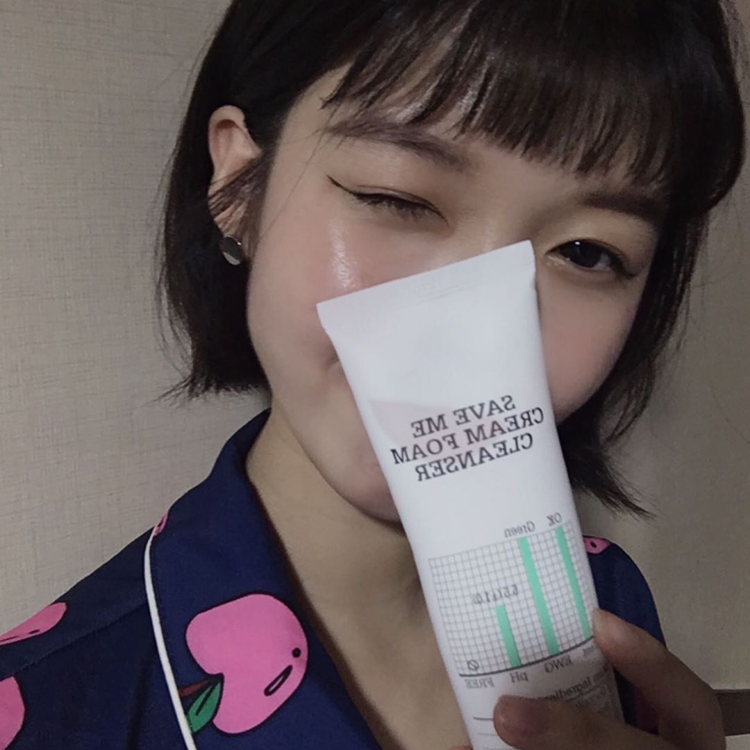 @unxsualness_ on Instagram: “모링가 씨앗, 수크랄 페이트가 함유되어 촉촉한 로하셀 크림 폼클렌저 ! 입자가 작은 약산성 클렌저로 순하게 미세먼지를 세정할 수 있어요😚 . . . . . #로하셀 #로하셀세이브미폼클렌저 #로하셀세이브미 #로하셀클렌저 #미세먼지클렌징 #모링가…”