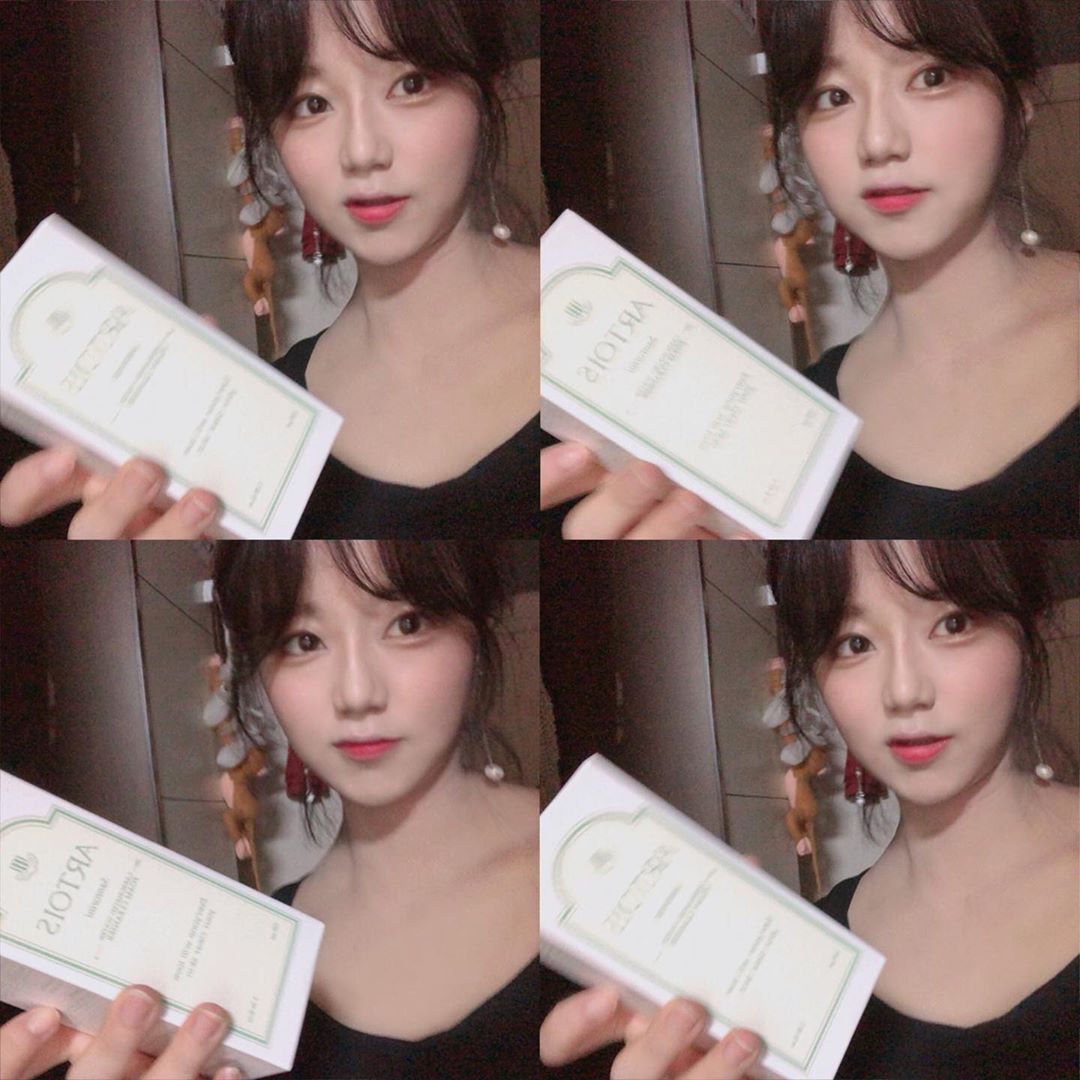 이영 on Instagram: “★New 아르투아 산토리니 폼클렌저★ 아쿠아팬프레쉬향이라 싱그러운청귤향 ㅠㅠ♡❣︎ 저자극이라 피부에 부담하나두~! 안가구 진짜좋은것같슴당..!!♥︎☺︎♥︎ . . . . .  #천사연구소 #아르투아 #아루투아폼클렌저 #폼클렌저 #클렌징폼…”