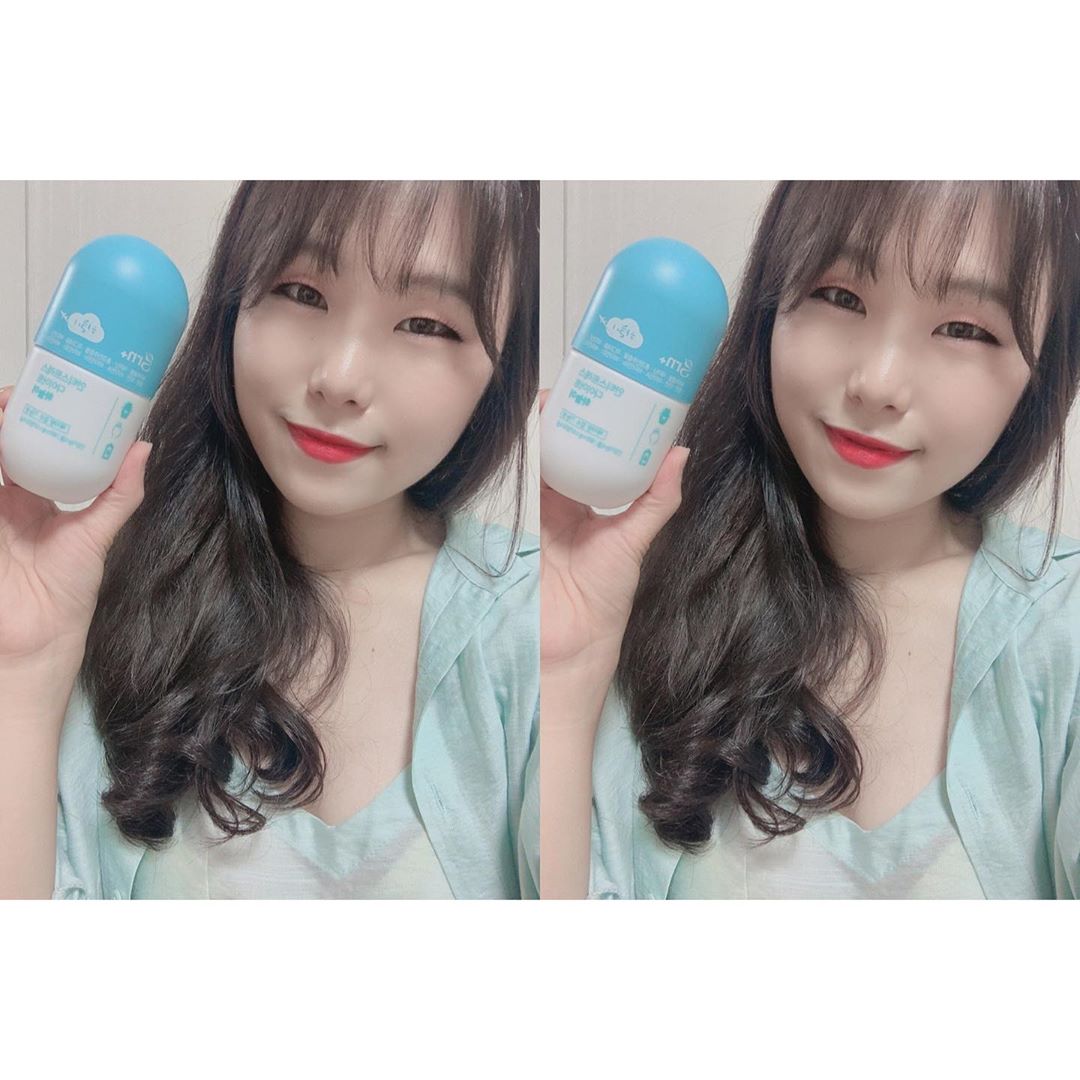 꽉샘 on Instagram: “#지알엔 #하늘이 💙 . 다이어트계에서 매우 유명한 #grn! 연녹이 분홍이 이런것만 보다가 처음 본 하늘이였는데 이거슨 #수면다이어트 라구 한다🌙 반반의 마음으로 섭취해보았다 . 테아닌 홍경천추출물 비타민 성분 덕에 기능 중에 하나인 안티스트레스…”