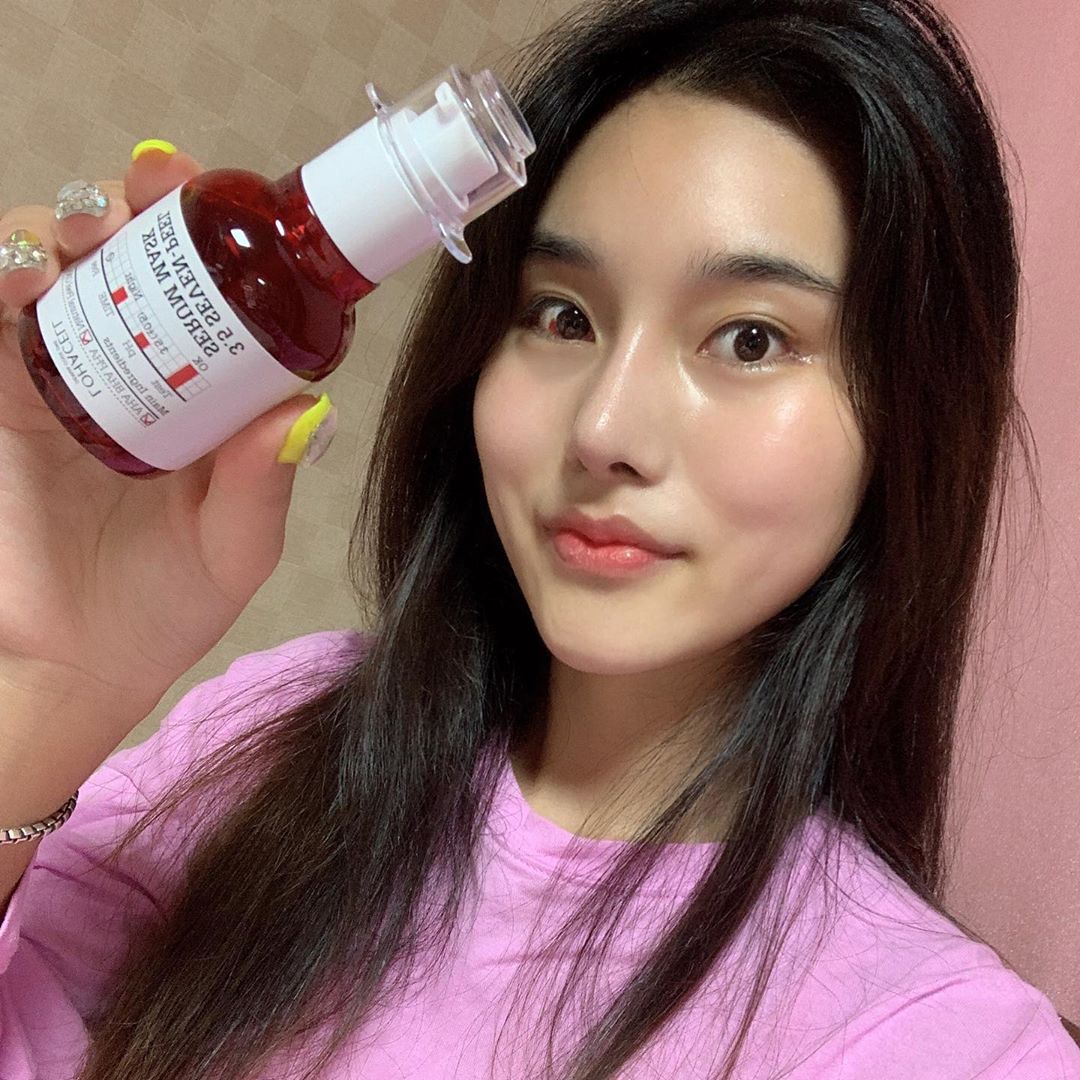🌹부산가씨나🌹남녀공용쇼핑몰 여자쇼핑몰 남자쇼핑몰 on Instagram: “🌡로하셀3.5 세븐필 세럼마스크🌡 1분 마사지로 내 피부가 좋아진다! ph 3.5의 낮은 산도가 피부에 롤링되면서 알칼리화된 피부 밸런스를 잡아주고 7가지 ACID 성분 배합으로 피지, 블랙헤드 관리👍 - @laha_c #lohacell #로하셀…”