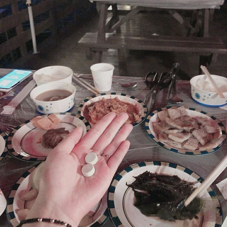 박지은 on Instagram: “숙취해소엔 역시 안티이불킥💛 아침에 숙취도 없고 상쾌해서 좋다😆 . . . . . #grn #지알엔 #grn지금부터안티이불킥 #grn안티이불킥 #안티이불킥 #숙취 #숙취해소 #편의점 #술스타그램 #회식 #술자리 #술그램 #숙취해소제 #지알엔안티이불킥…”