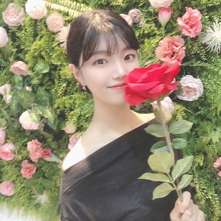 펭귄스 on Instagram: “엄청 먹어댔는데도 내 몸무게를 유지시켜줬던 ㅠ ㅠ (역시 빵순이인 내게 최적화,,) 👉 일등공신 진녹이💙에 이어서,  새로 나온 🌟시즌 3🌟 분홍이💗&초록이💚를 구매해보아땅 확실히 가장 유명한 다이어트 보조제 답게 이전 시리즈들보다  1️⃣섭취가…”