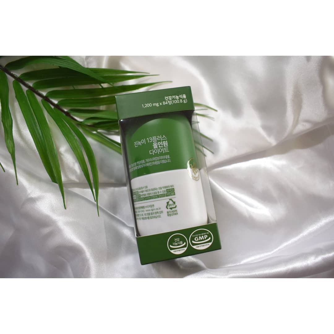 ☁ sᴜɴɴʏ, ʜᴀᴊᴜɴ ᴍᴏᴍ ☁ on Instagram: “기름기 많은 음식으로 가득했던 명절에도 깻잎추출물과 가르시니아가 함유된 GRN 진녹이로 체지방 2중 뿌시기! . 알로에전잎 성분으로 배변활동에도 좋고 필수영양소를 채워 넣은 올인원 제품이라 다른 영양제를 굳이 먹지 않아도 된다는👍🏻 . #GRN…”