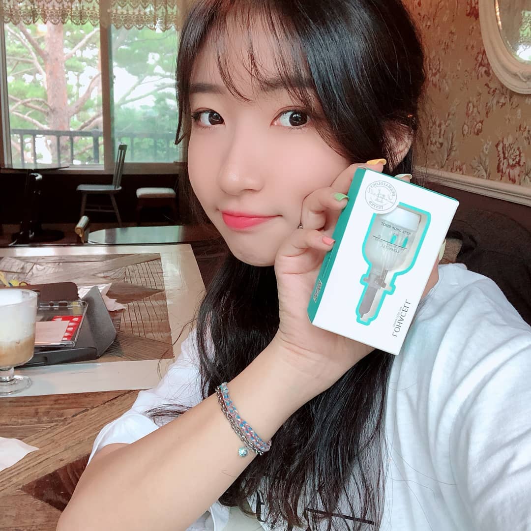 ᴶ ᴱ ᴼ ᴺ ᴳ ᴱ ᵁ ᴺ on Instagram: “피부탄력향상에 도움을 뿜뿜 피부 진정과 당김완화까진 뽀너스〰️😏♥️ 게다가 미백과 주름개선 2증 기능성까지 포함 되어있대요!! 전 성분 EWG 그린등급으로 안전하게 성분들까지 100점 만점에 100점👐👐 안전하게 사용 할 수 있는…”