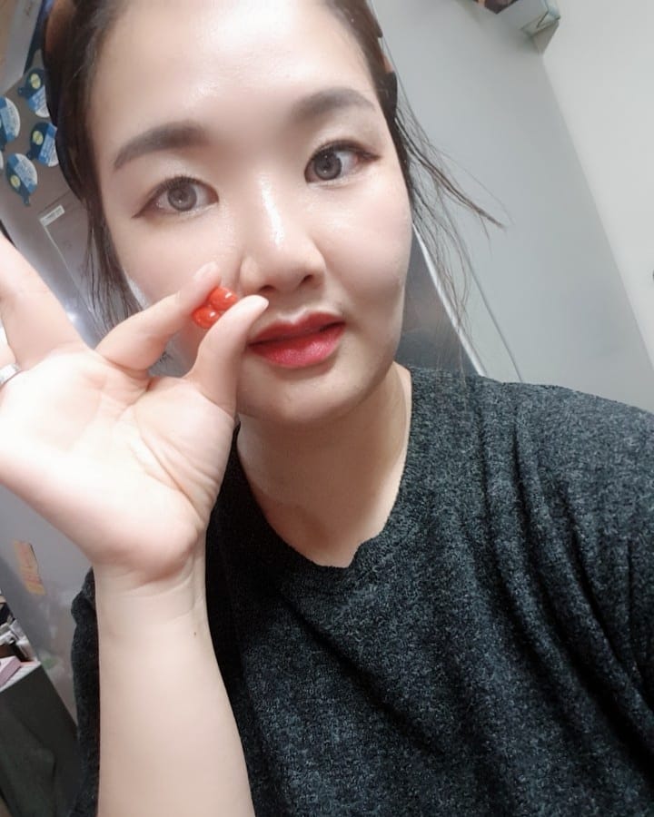 키즈모델 이채현 on Instagram: “𖤐 𖤐 𖤐 . . 이번 추석의 당연화두는 #30kg이상감량 한 저의 다이엇비법? 살어떻게 뺏는지였답니다🤭. . 살좀빼야지~~➔ 살 어떻게 𖤐그렇게𖤐 많이뺏어 로 주제변경 🤭🤭 . . 먹으면서 다이어트했던지라 살찌는계절 가을이기도하고 그리고 추석에…”