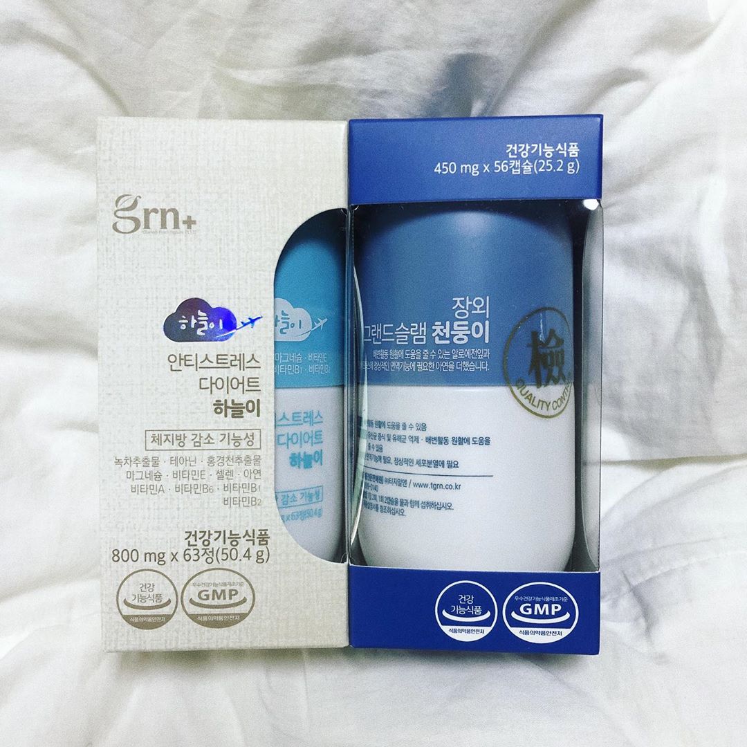 이승주(21) on Instagram: “GRN 하늘이랑 천둥이💙 . . -GRN 하늘이는 스트레스로 인한 피로에 도움⍤⃝𓂭 되는 홍경천 추출물⍤⃝𓂭 포함되어있고, 체지방 감소에 도움을 줄 수 있는 녹차카테킨이 포함되어있는 다이어트 제품이예요~ -GRN 천둥이는 프로바이오틱스 100억마리와…”