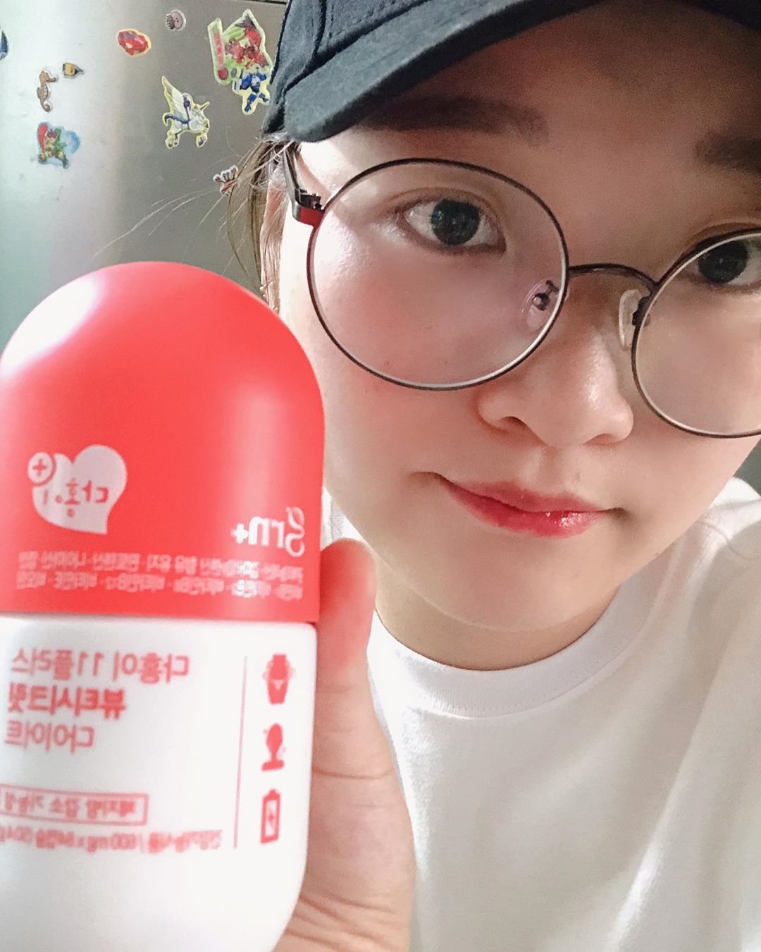 한결이한울이맘💓 on Instagram: “#다홍이 #여성건강 #피부상태개선 한달에 한번 더욱이 심해지는 피부트러블 그래서 선택한 #다홍이 😁😁 피부개선부터 체지방 거기에 비타민까지 애기낳고 안그래도 안좋아진 피부를 지키자 미백크림 열심히 발라도 그날때쯤 뒤집어지는 예민보스 피부😭😭 먹는게…”