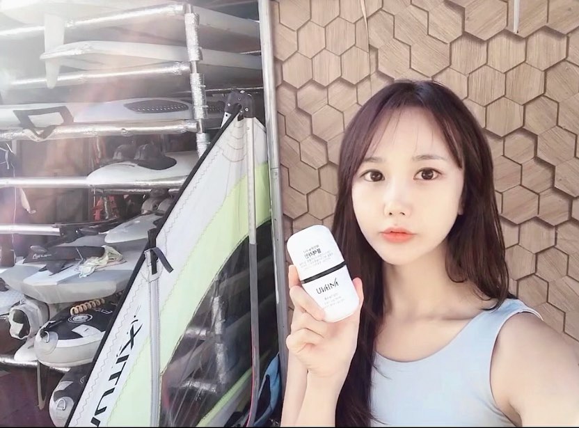 려은😙 on Instagram: “미누~ 홍보대사구만💕 _ 귀차니즘 #남성 을 위한 다이어트 제품이라고 하는데, 효과가 딱 저한테 필요한 제품이더라구요! _ _ 체지방 감소에 도움이 되는 가르시니아와 #밀크씨슬 과 옥타코사놀을 함유🤔 간 건강과 지구력을 한번에 챙길 수 있는 올인원…”