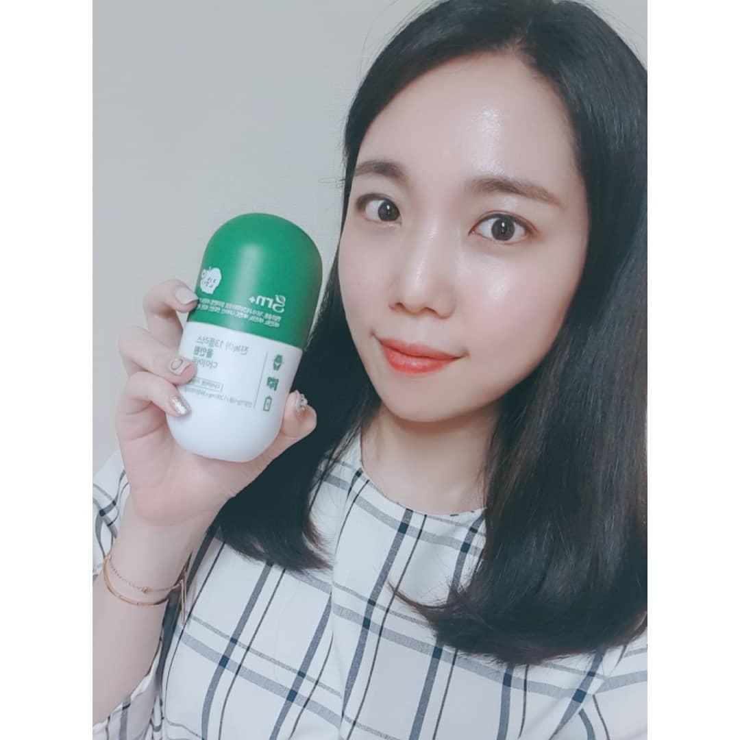 오블링입니다:) on Instagram: “분홍이초록이로 유명한 다이어트제품!! 나도 드디어먹어봤다ㅎㅎ  체지방감소에 도움을 줄 수 있는 깻잎추출물과 가르시니아가 포함되어 2중으로 체지방감소에 도움을 줄수있는 기특한템~😲👏 #GRN #GRN진녹이 #진녹이 #지알엔 #지알엔진녹이…”