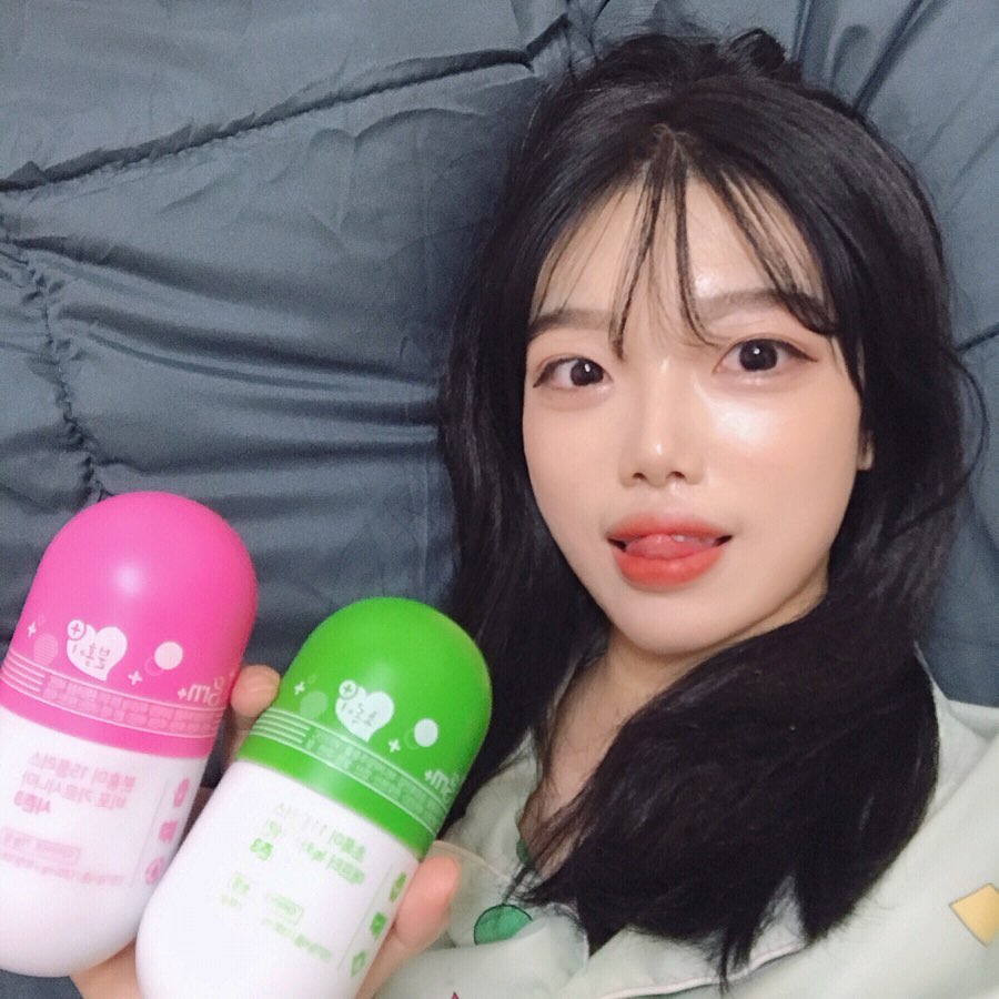 다정 on Instagram: “GRN 분홍이+초록이 시즌3 👀시즌3인 만큼 이전의 불편함 개선+ 건간도움성분 포함 🧚🏻‍♀️분홍이 -탄수화물이 지방으로 합성되는것을 막아줌 🧚🏻‍♂️초록이 -체중감량 도움되는 카테킨 포함 👀실제로 패키지도 너무 귀엽고 먹기도 편하고 다이어트에…”