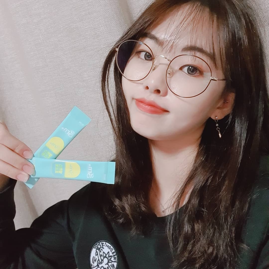 ☘/叡/璘/☘ on Instagram: “💜 GRN+ 밸런스 효소핏 ⠀ 요즘 공부한다고 집에만 박혀있다보니 먹고 움직이질 않아서 장운동이 활발하지 못하고 자주 체한듯한 느낌이 들더라구요 🤔 ⠀ 그러다 발견한게 요 지알엔 효소핏인데 요즘 효소를 통한 다이어트가 또 유행이더라구요...? ⠀…”