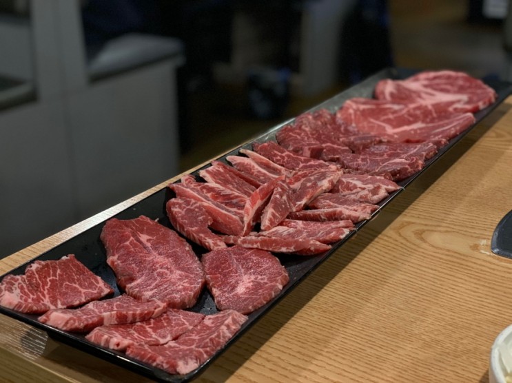 사당역고기집 웃찾소에서 소고기 한판 !
