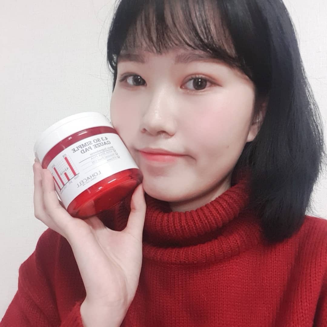 리뷰어💄 on Instagram: “❤로하셀 [피부재난응급패드] 4.3 쏘 심플 거즈패드❤  오늘 소개 시켜드릴 제품은 로하셀 패드 제품입니다! 요즘 같은 겨울 날씨에는 특히 더 베이스가 뜨는 일이 생기는 데요 ㅠㅠ 로하셀 4.3 쏘 심플 거즈패드는 이런 겨울 기초관리에  도움이 되는…”