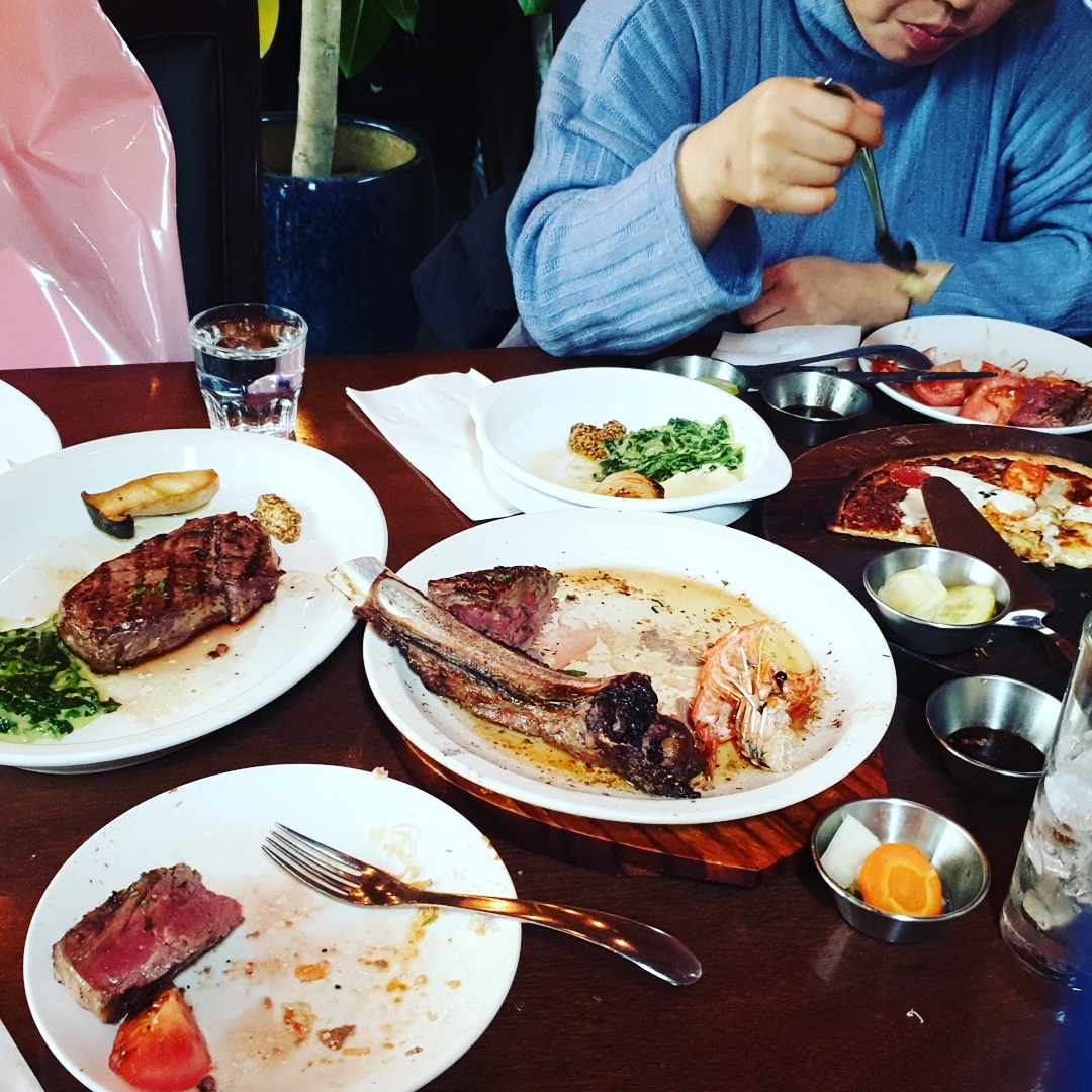 #신논현역 #어거스트힐 #스테이크 #레어# 강남파스타 #강남와인 #강남스테이크 #강남역모임
